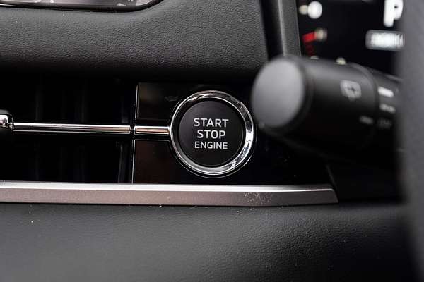 2025 Mitsubishi Outlander ES ZM