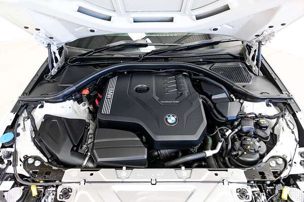 2022 BMW 3 Series 320i M Sport G20