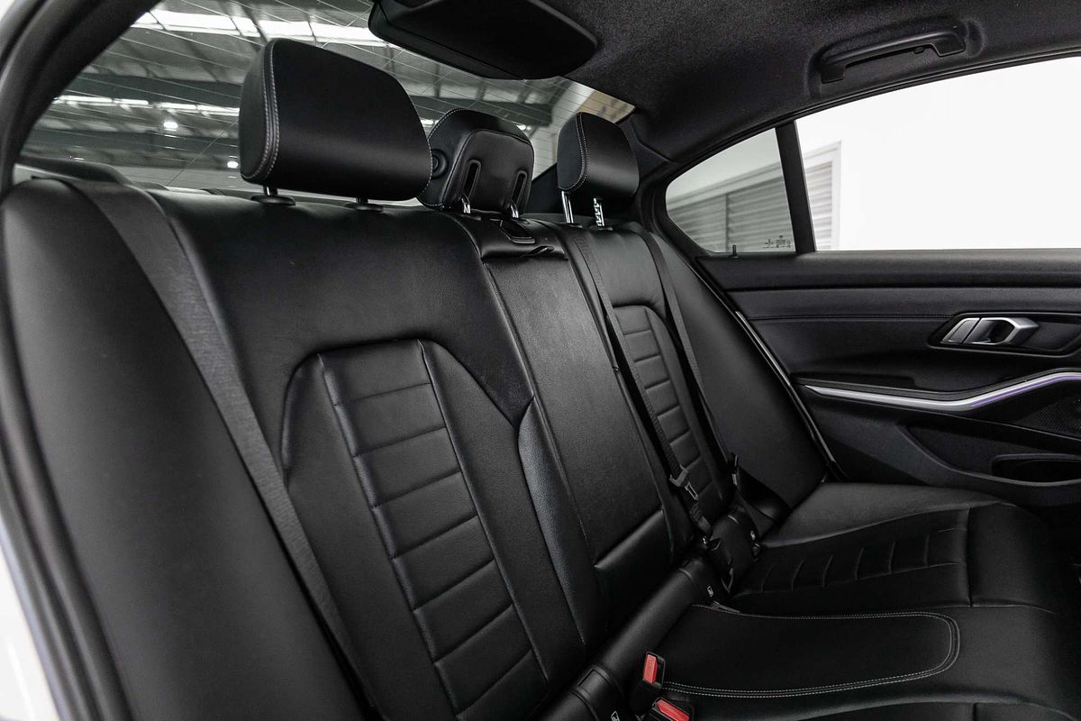 2022 BMW 3 Series 320i M Sport G20