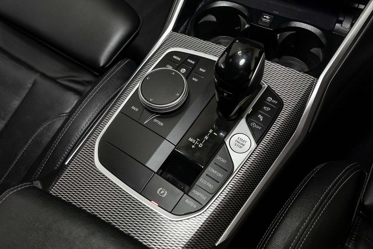 2022 BMW 3 Series 320i M Sport G20