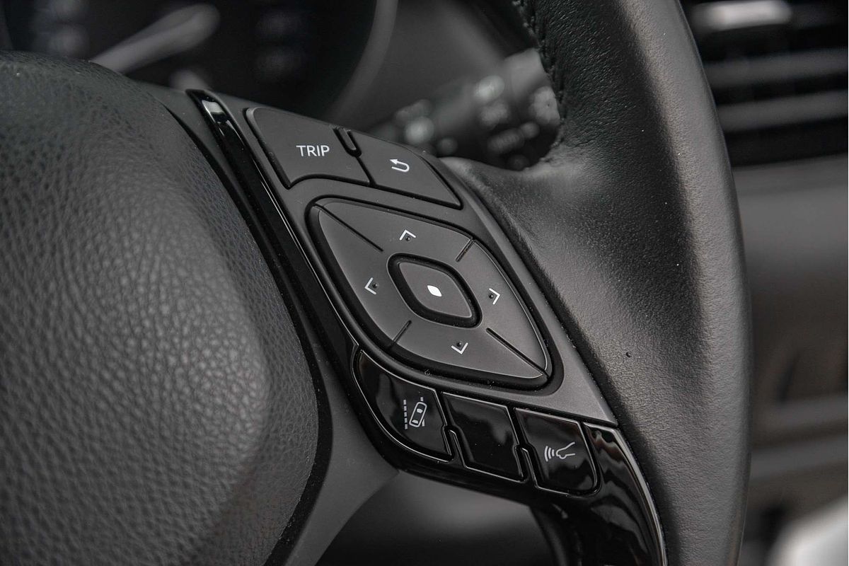 2023 Toyota C-HR GXL NGX10R