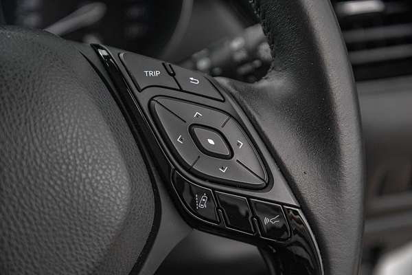 2023 Toyota C-HR GXL NGX10R