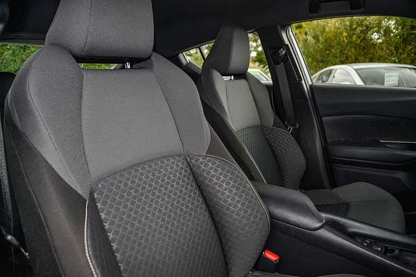 2023 Toyota C-HR GXL NGX10R