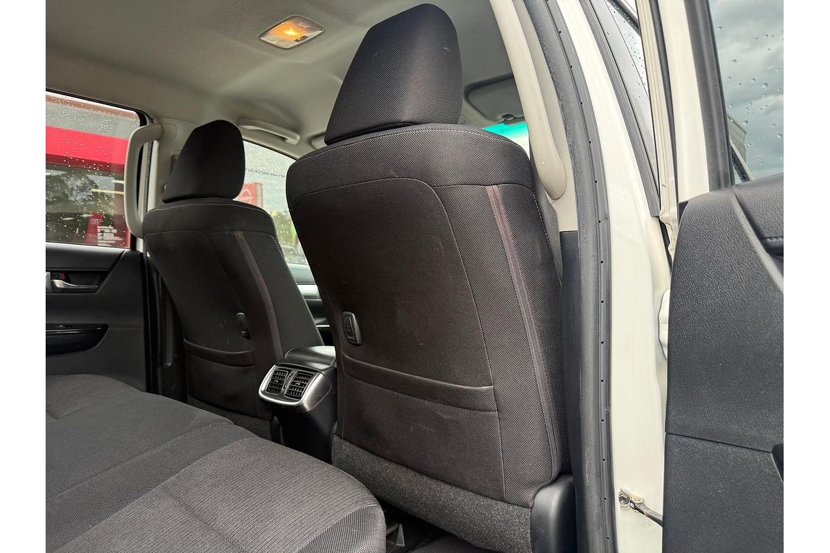 2020 Toyota Hilux SR5 GUN126R 4X4
