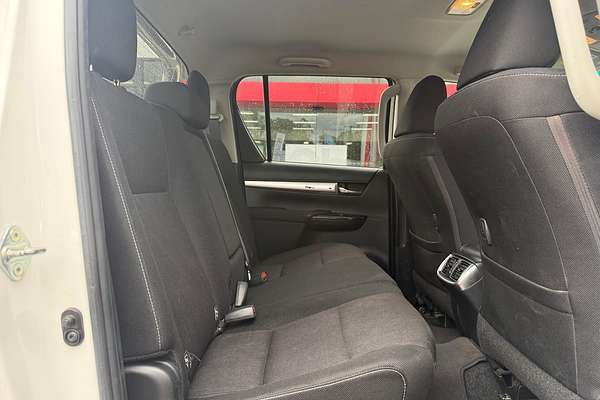 2020 Toyota Hilux SR5 GUN126R 4X4