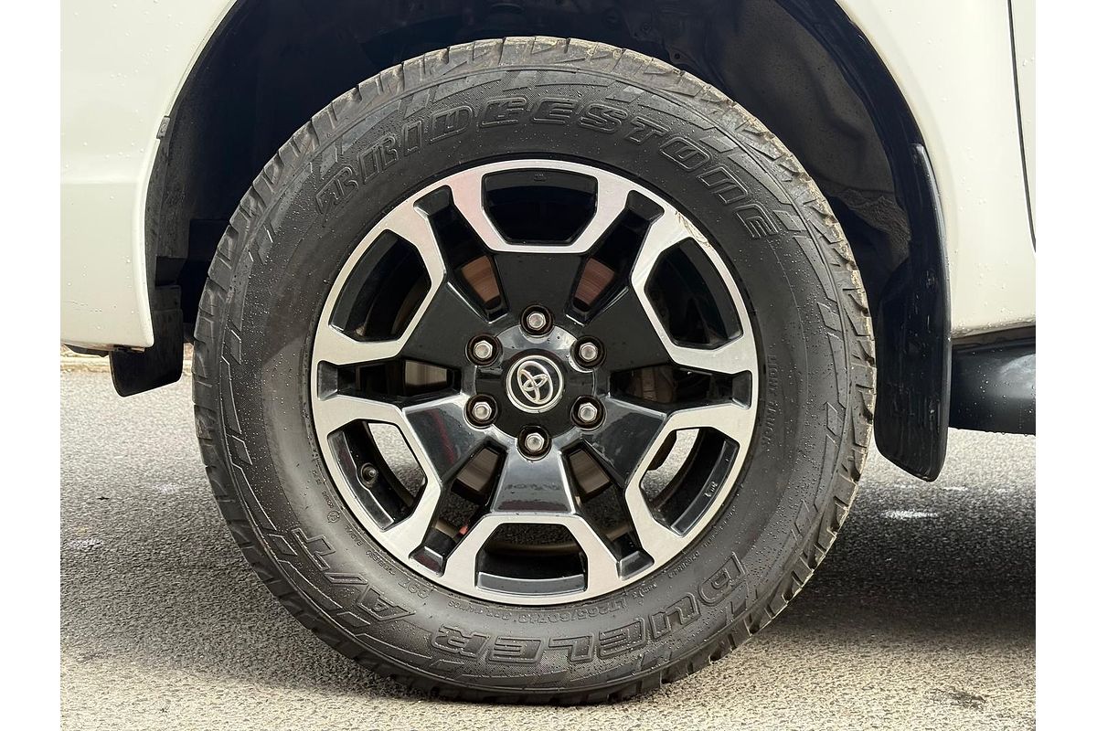 2020 Toyota Hilux SR5 GUN126R 4X4