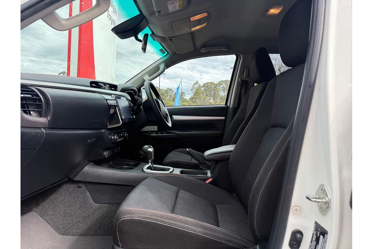 2020 Toyota Hilux SR5 GUN126R 4X4