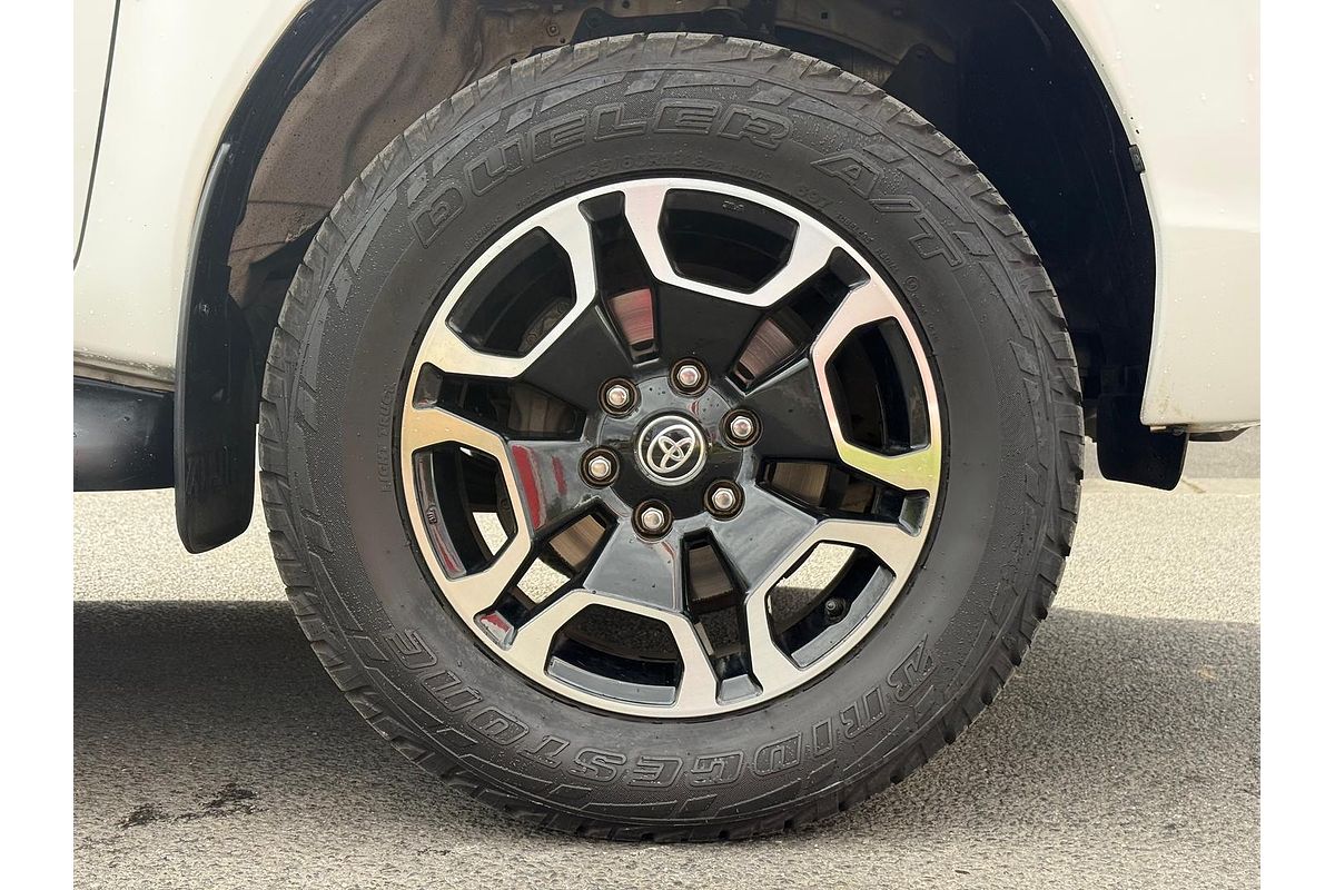 2020 Toyota Hilux SR5 GUN126R 4X4