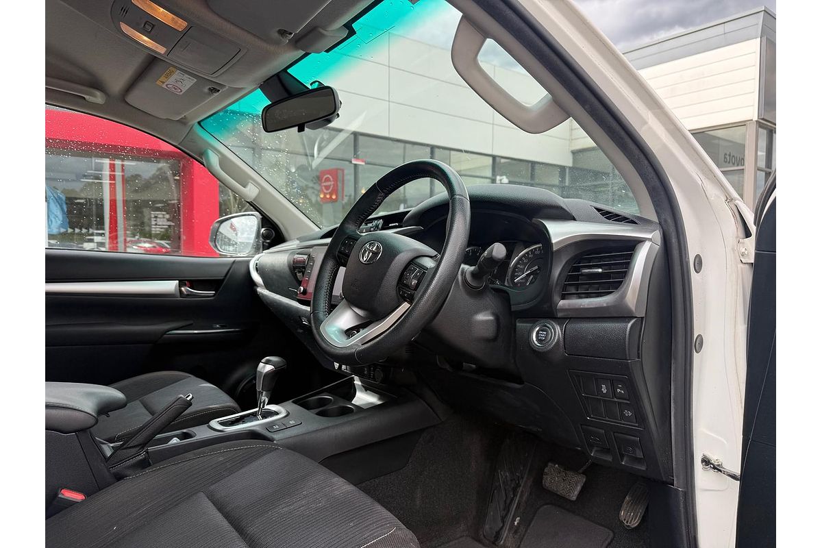 2020 Toyota Hilux SR5 GUN126R 4X4