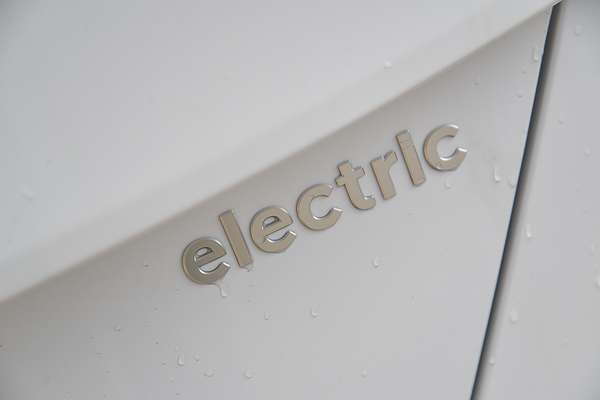 2025 Hyundai Kona Electric SX2.V2