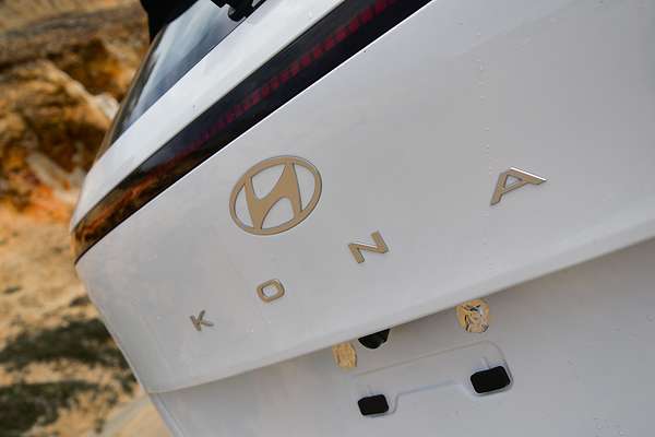 2025 Hyundai Kona Electric SX2.V2