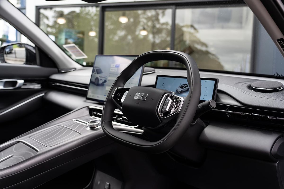 2025 Geely Starray EM-i Complete P145