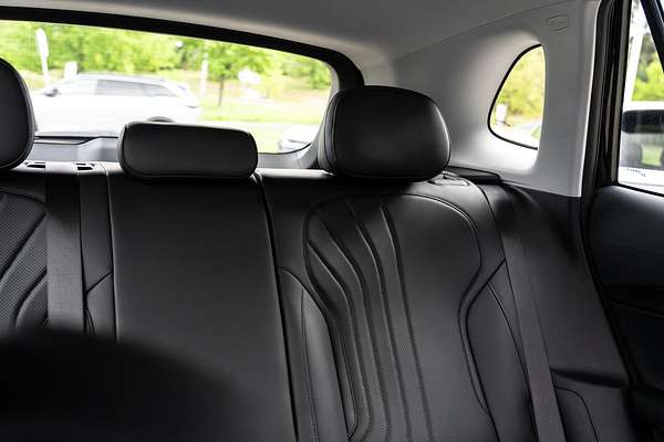 2025 Geely Starray EM-i Complete P145