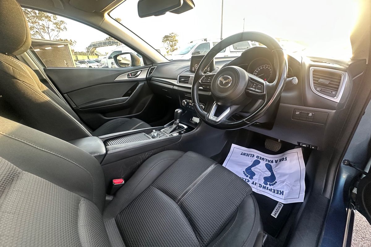 2018 Mazda 3 MAZDA3 MAXX SPORT 300KAH5M