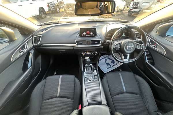2018 Mazda 3 MAZDA3 MAXX SPORT 300KAH5M
