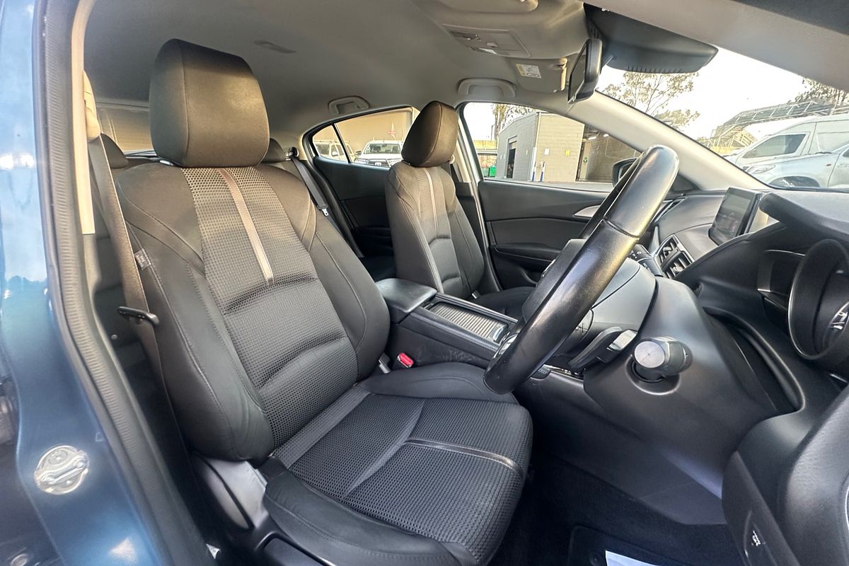 2018 Mazda 3 MAZDA3 MAXX SPORT 300KAH5M