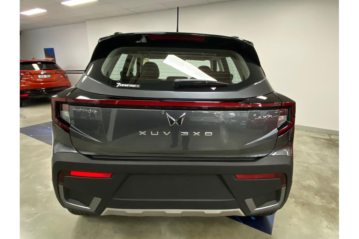 2025 Mahindra XUV3XO AX7L