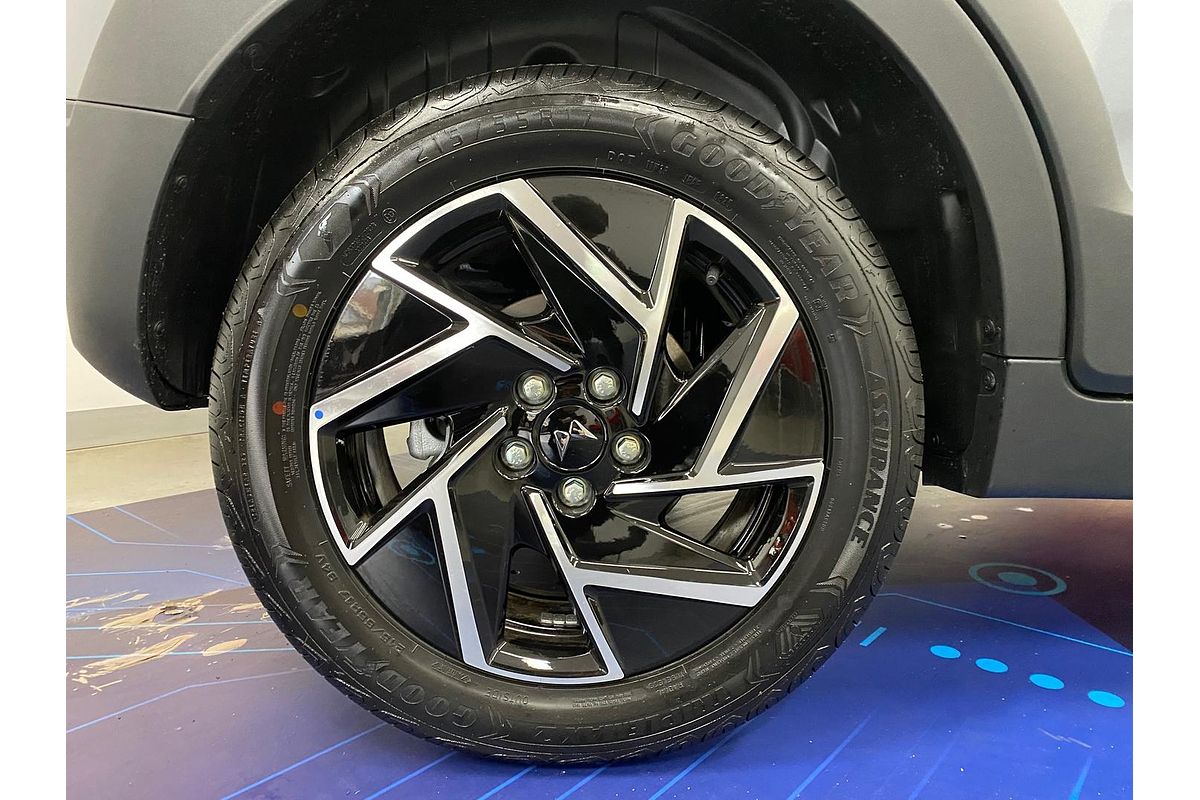 2025 Mahindra XUV3XO AX7L