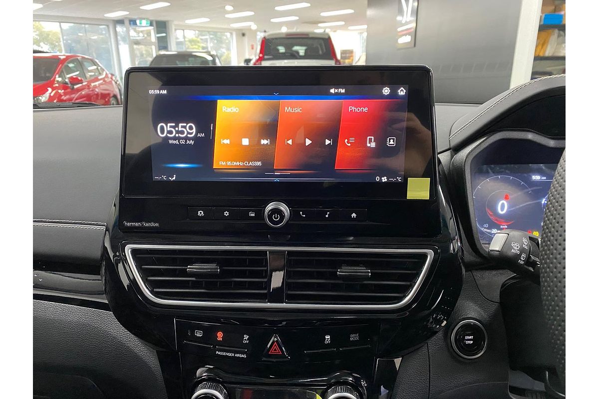2025 Mahindra XUV3XO AX7L