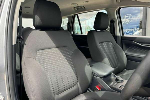 2024 Ford Everest Ambiente 2.0L