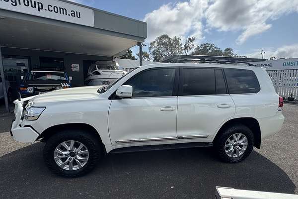2015 Toyota Landcruiser Sahara VDJ200R