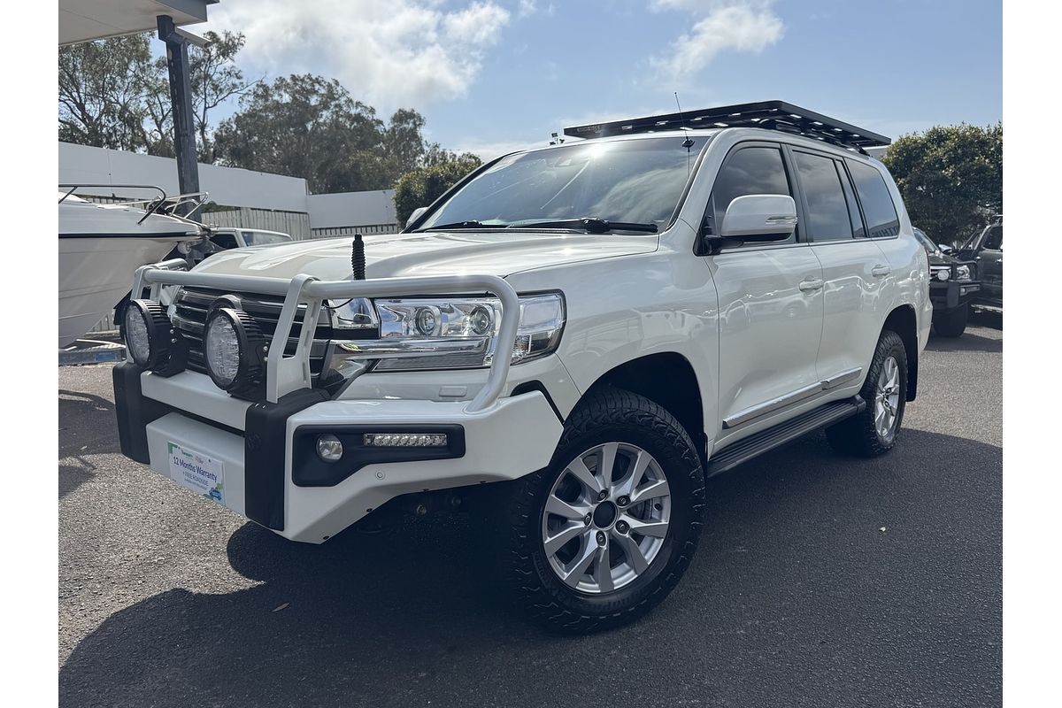2015 Toyota Landcruiser Sahara VDJ200R
