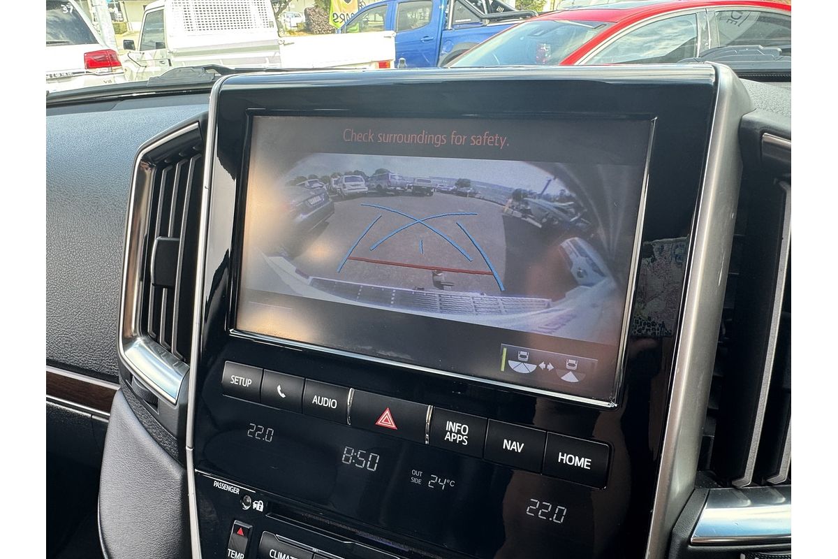 2015 Toyota Landcruiser Sahara VDJ200R