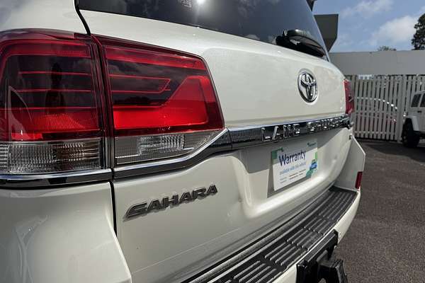 2015 Toyota Landcruiser Sahara VDJ200R