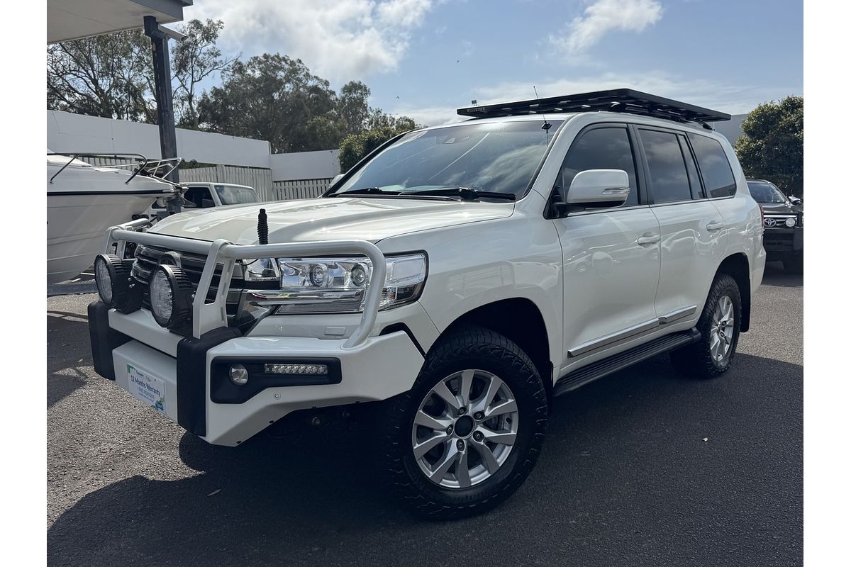 2015 Toyota Landcruiser Sahara VDJ200R