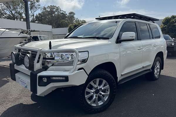 2015 Toyota Landcruiser Sahara VDJ200R