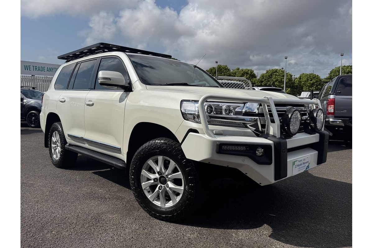2015 Toyota Landcruiser Sahara VDJ200R