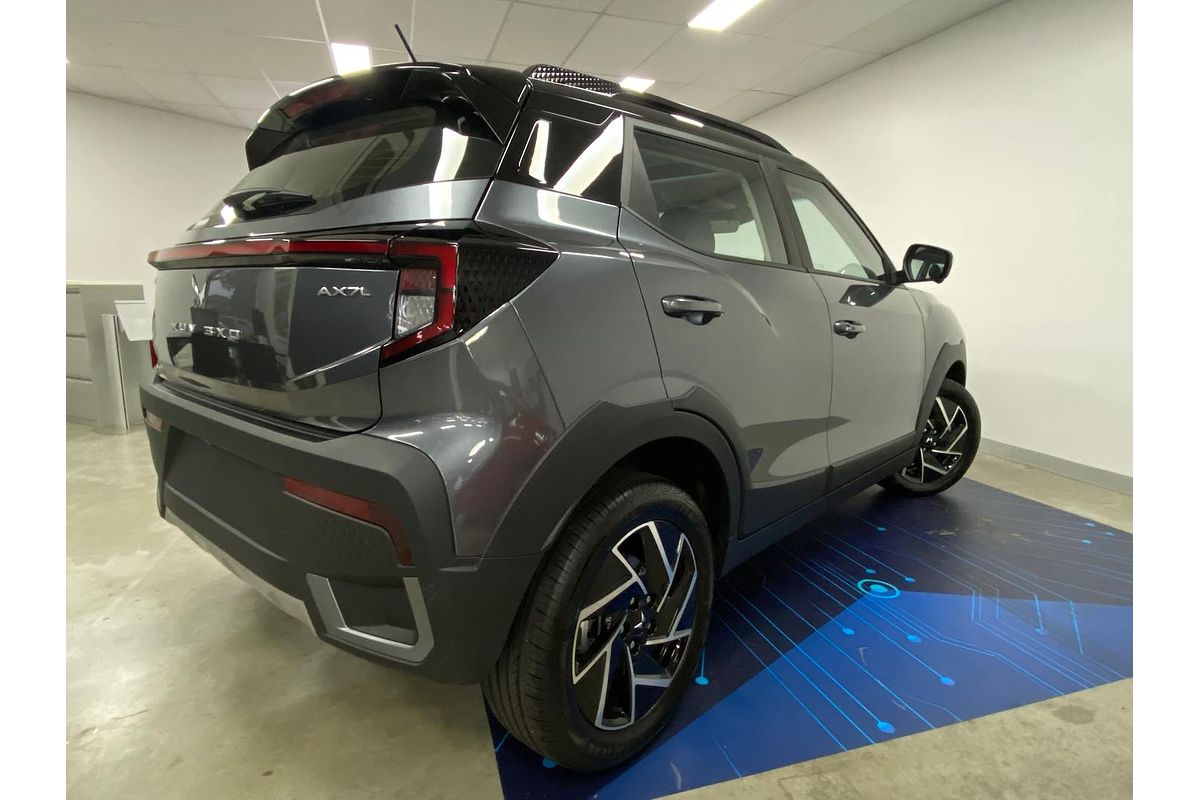 2025 Mahindra XUV3XO AX7L