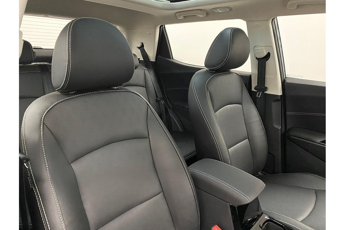 2025 Mahindra XUV3XO AX7L
