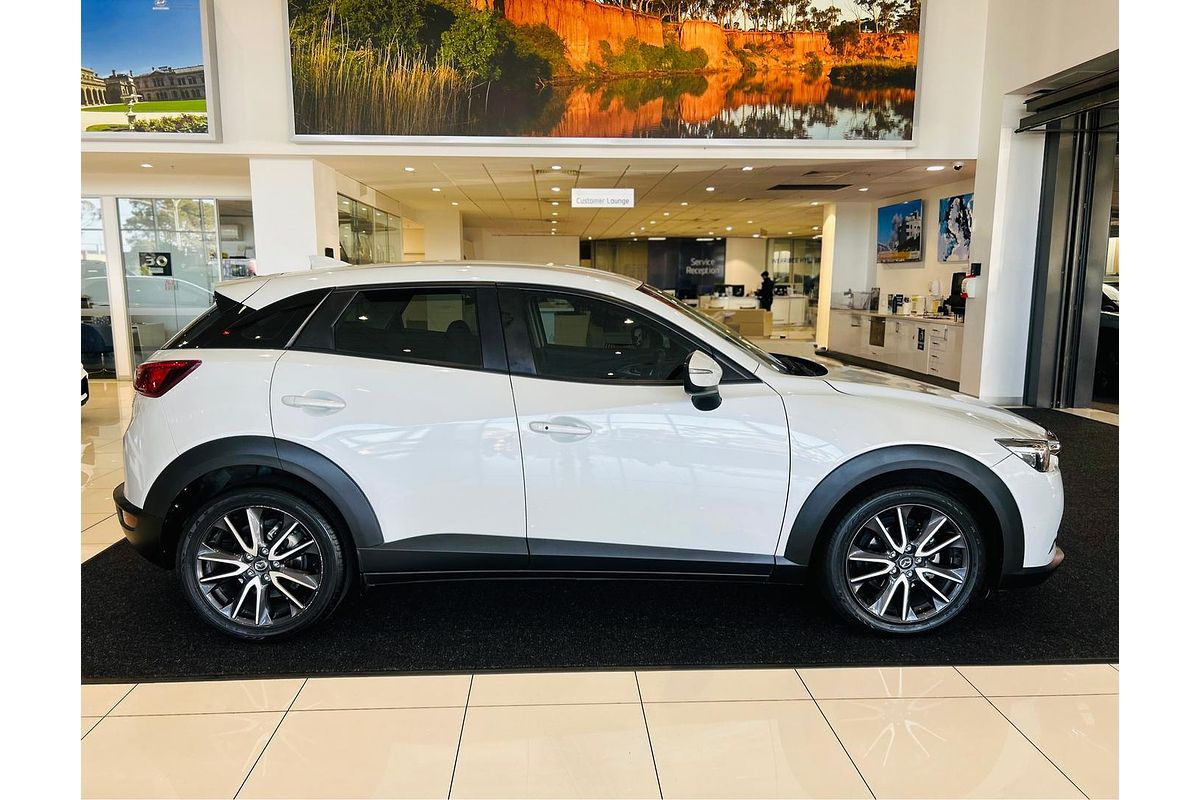 2017 Mazda CX-3 sTouring DK