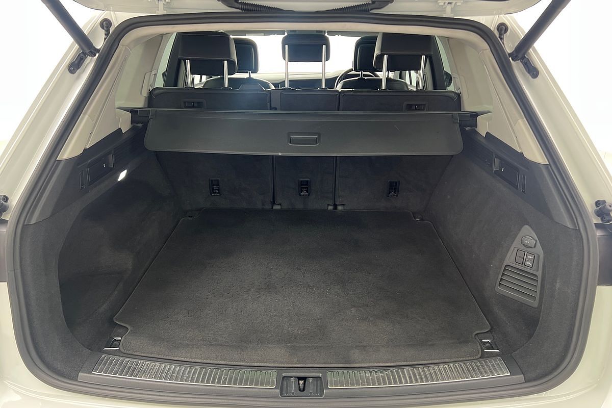 2019 Volkswagen Touareg 190TDI Launch Edition CR