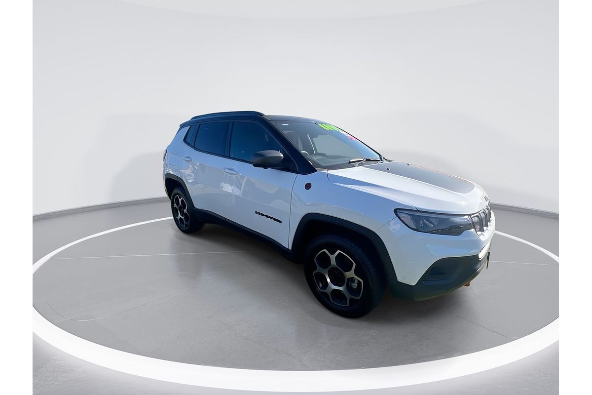 2023 Jeep Compass Trailhawk M6