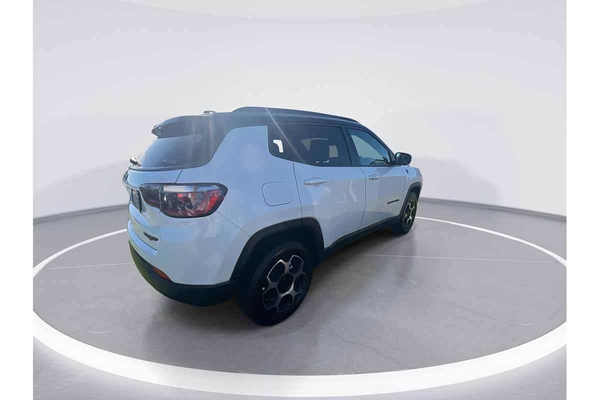 2023 Jeep Compass Trailhawk M6