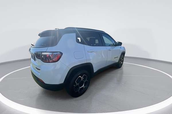 2023 Jeep Compass Trailhawk M6