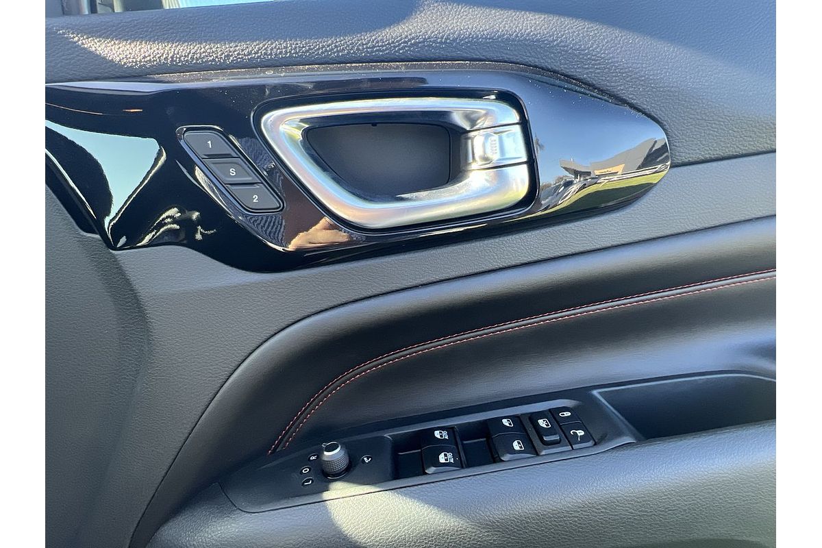 2023 Jeep Compass Trailhawk M6