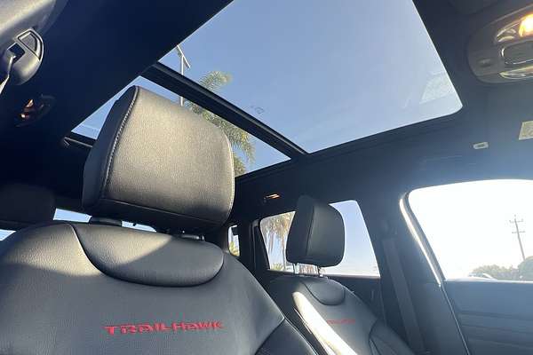 2023 Jeep Compass Trailhawk M6