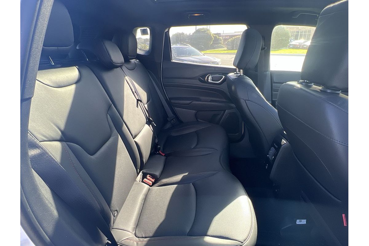 2023 Jeep Compass Trailhawk M6