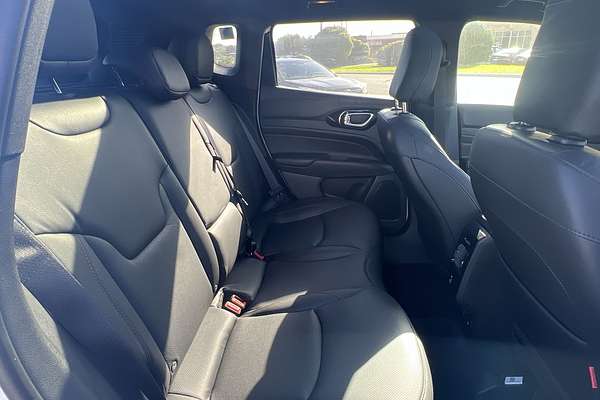 2023 Jeep Compass Trailhawk M6