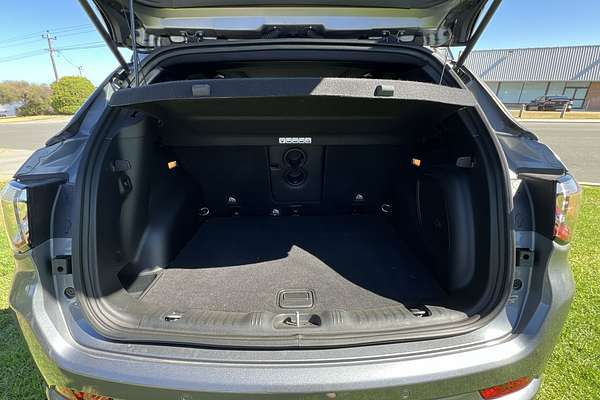 2023 Jeep Compass S-Limited M6