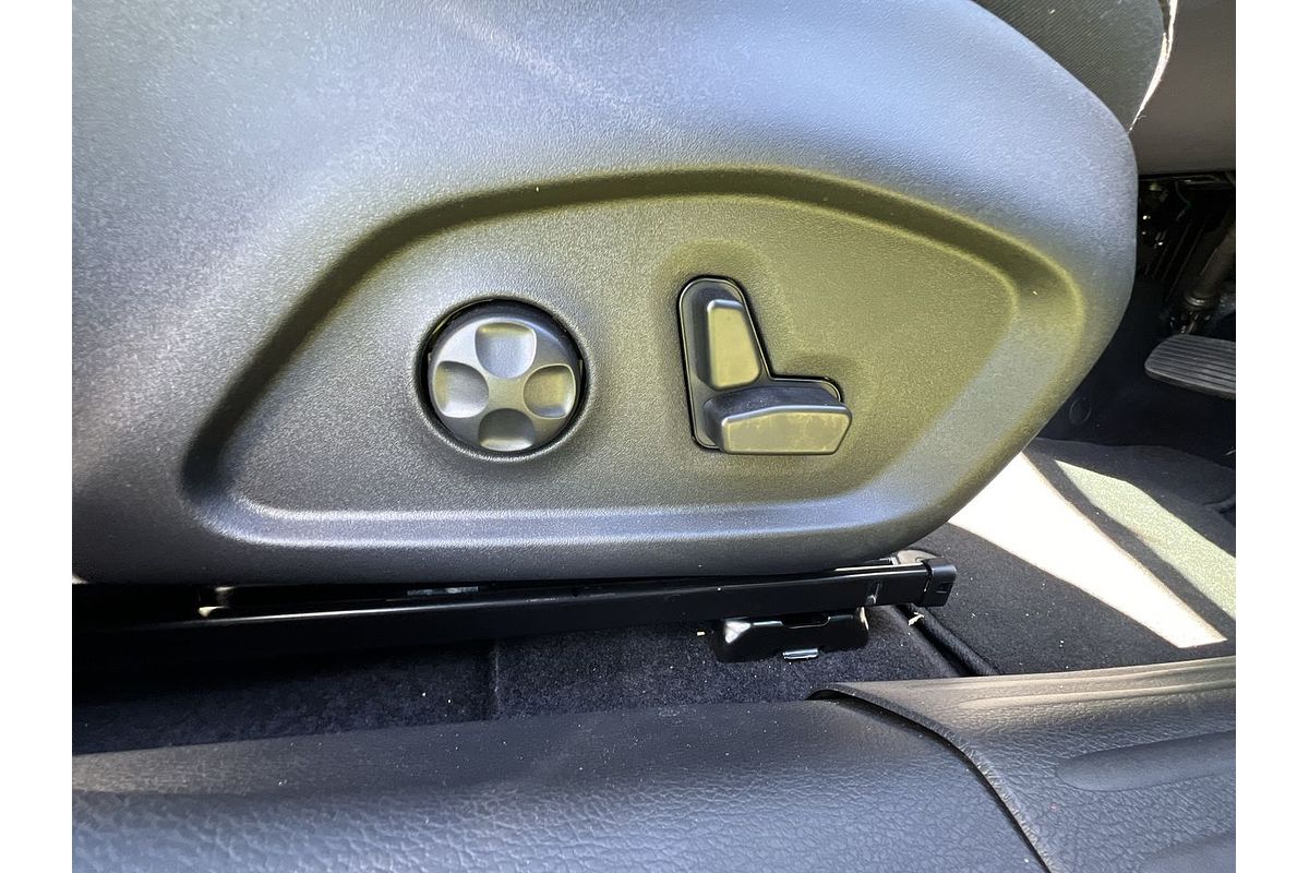 2023 Jeep Compass S-Limited M6