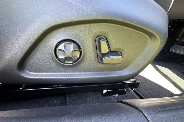 2023 Jeep Compass S-Limited M6