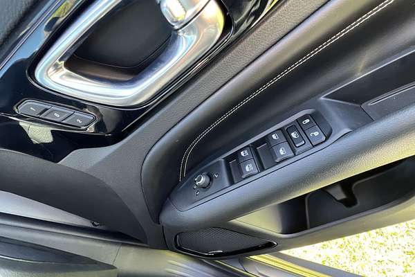 2023 Jeep Compass S-Limited M6