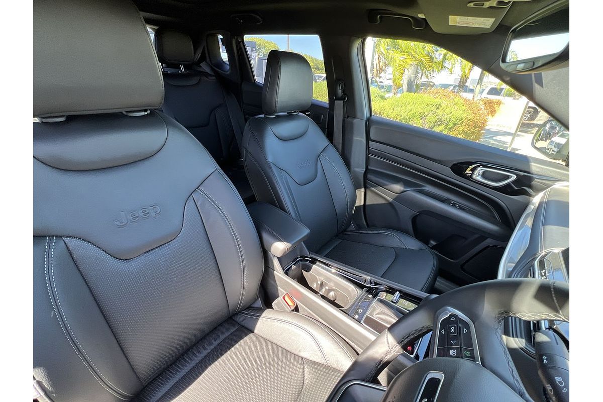 2023 Jeep Compass S-Limited M6