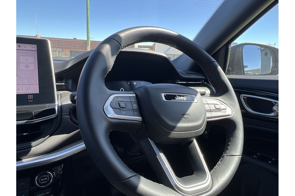 2023 Jeep Compass S-Limited M6