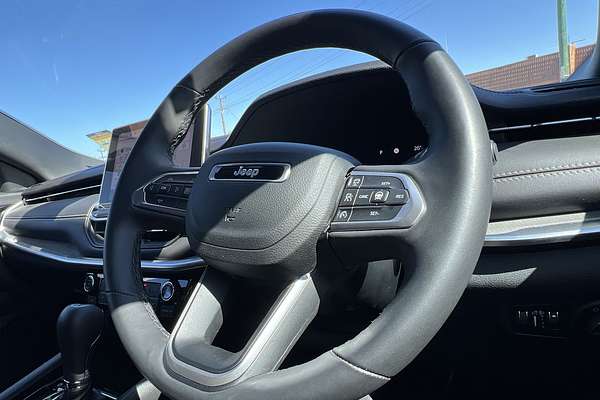 2023 Jeep Compass S-Limited M6