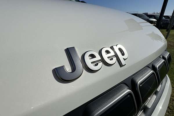 2024 Jeep Avenger Limited JJ